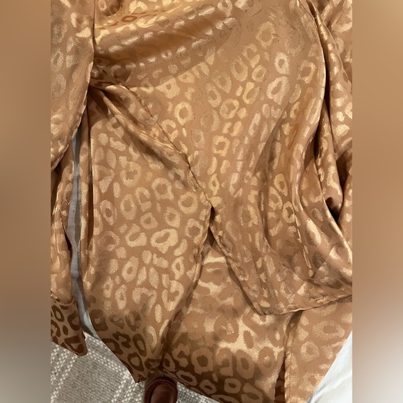 12th tribe Leopard print button down shirt - Picture 5 of 8